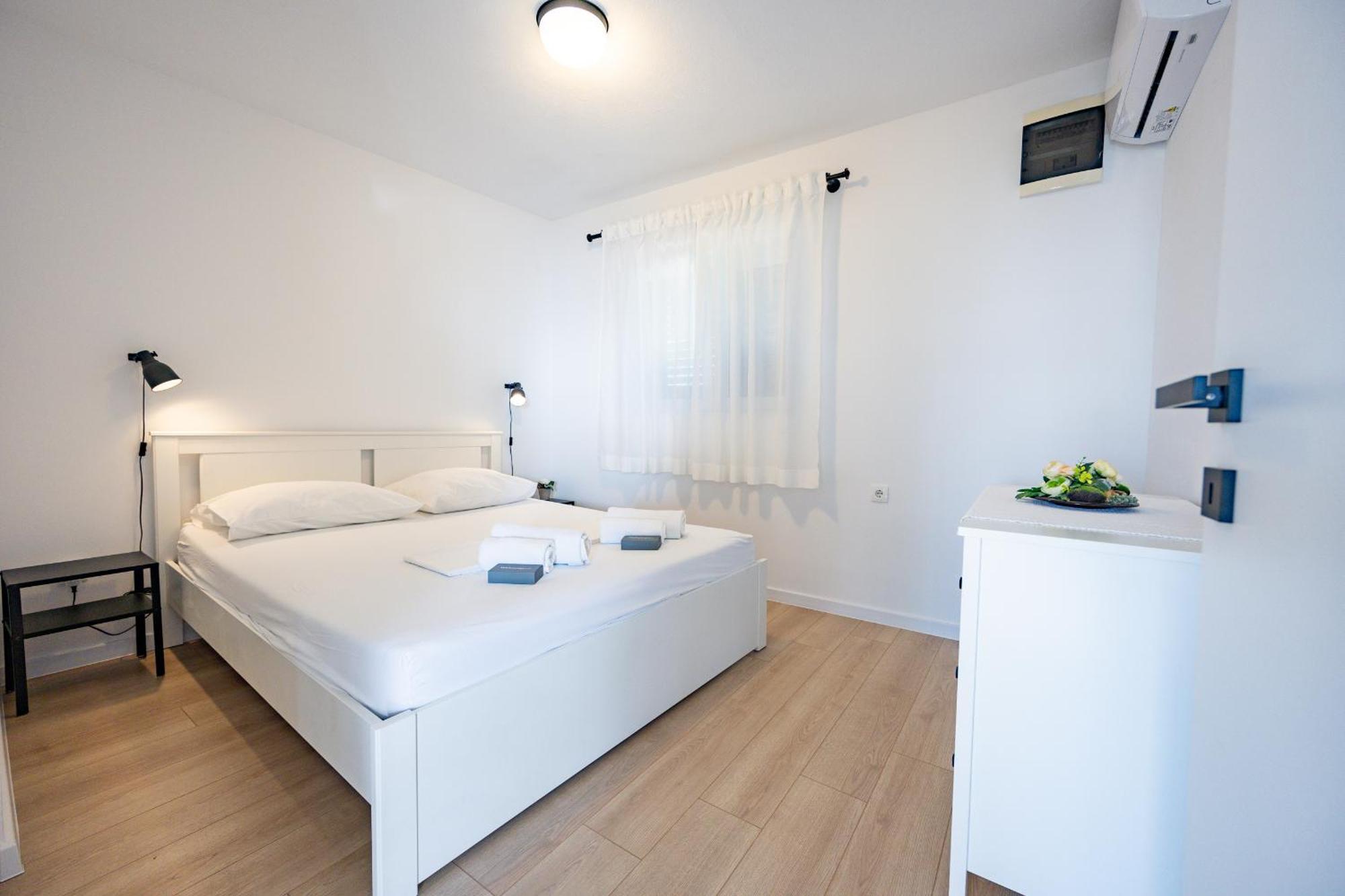 Apartments Krzanic Podgora Buitenkant foto